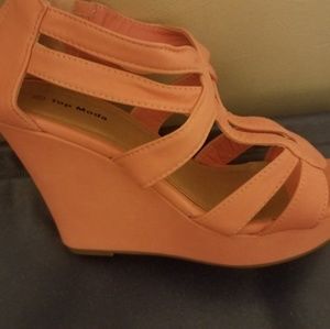 Ladies shoe size 10